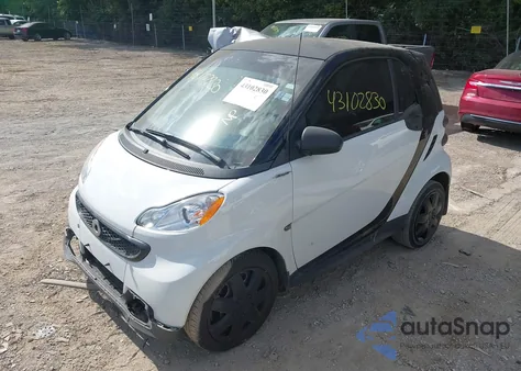 2014 Smart Fortwo Passion/Pure из США, поврежденный, VIN WMEEJ3BA6EK747349